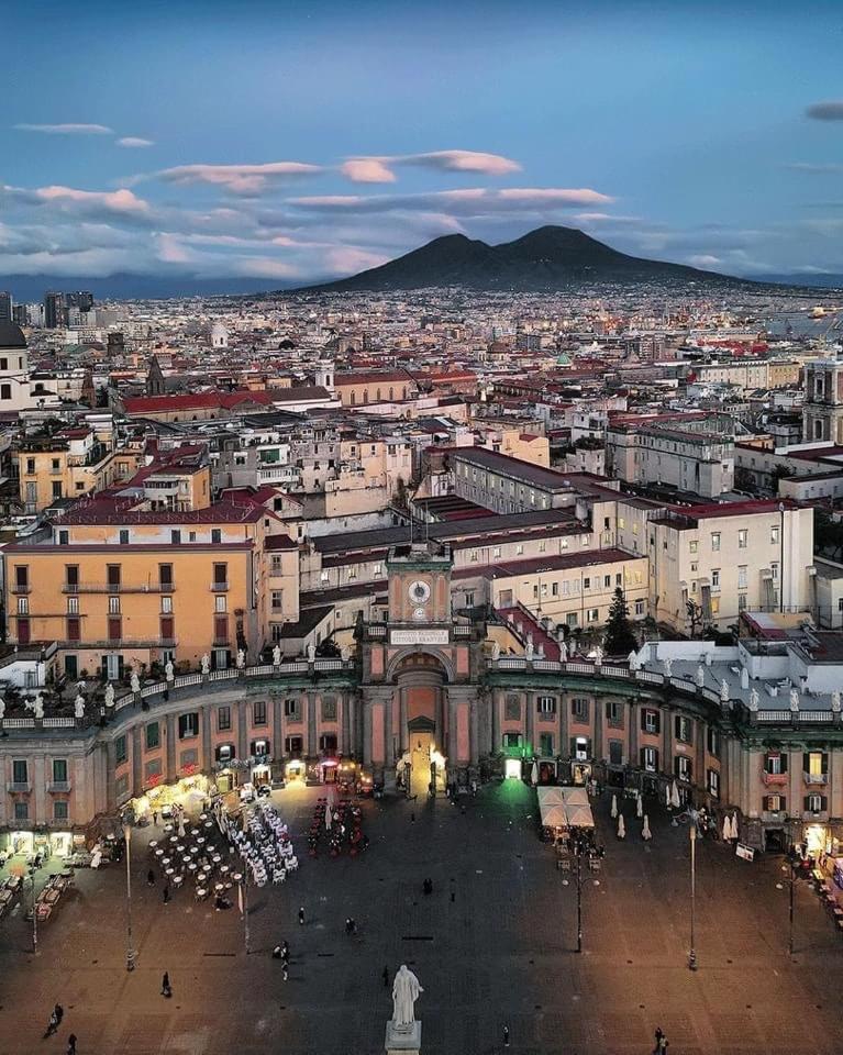 Spaccanapoli Top, Your House In The Old Town Apartment Bagian luar foto